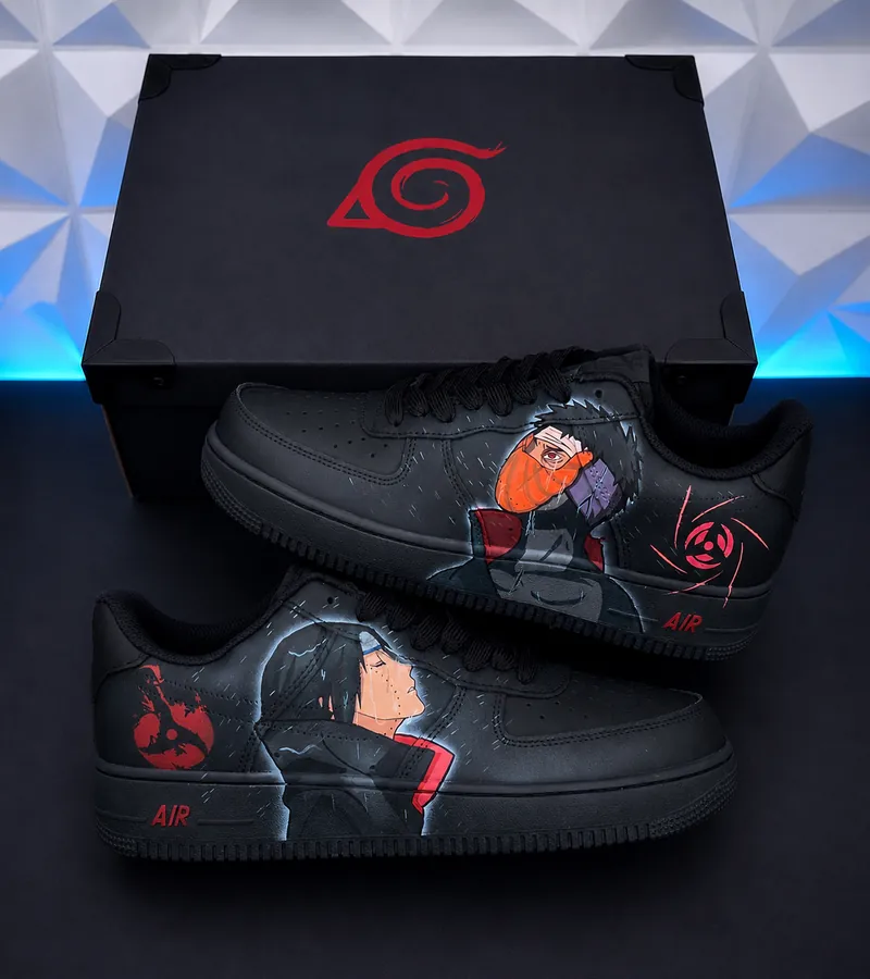 Sneakers custom Obito et Itachi Naruto — Naruto SENKYRA SAMA, vue 1