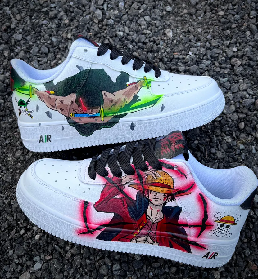 Sneakers custom Zoro vs Luffy One Piece — One Piece SENKYRA SAMA, vue 1