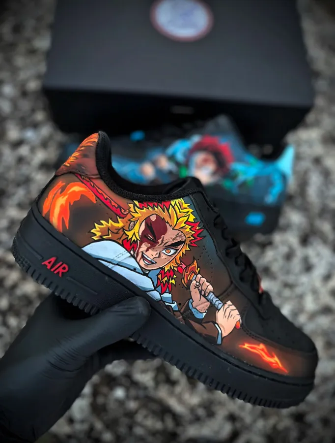 Sneakers custom Tanjiro et Rengoku Demon Slayer — Demon Slayer SENKYRA SAMA, vue 1
