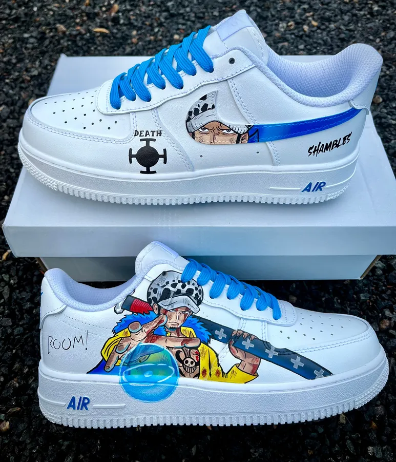 Sneakers custom Law One Piece — One Piece SENKYRA SAMA, vue 1